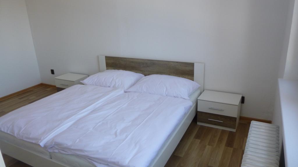 Apartmanovy Byt Pri Zubacke Štrba الغرفة الصورة